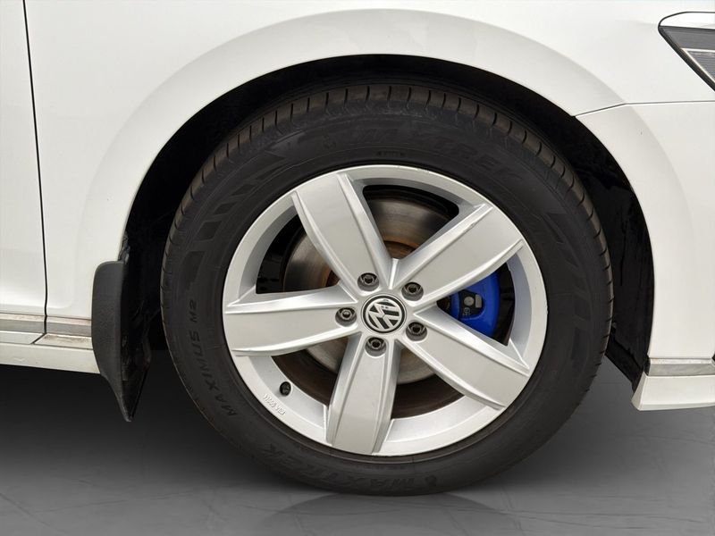 Volkswagen Passat bild 37