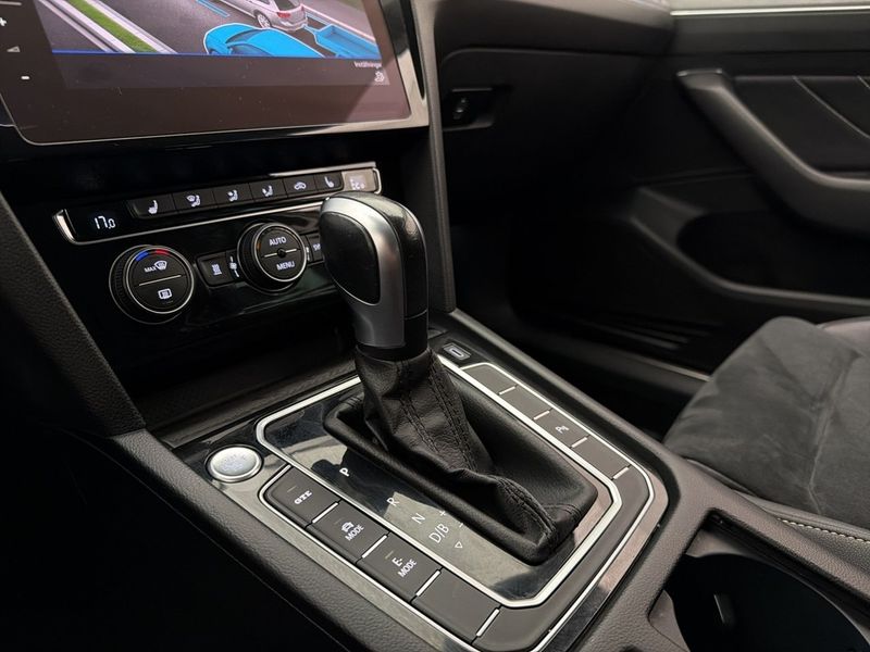 Volkswagen Passat bild 24