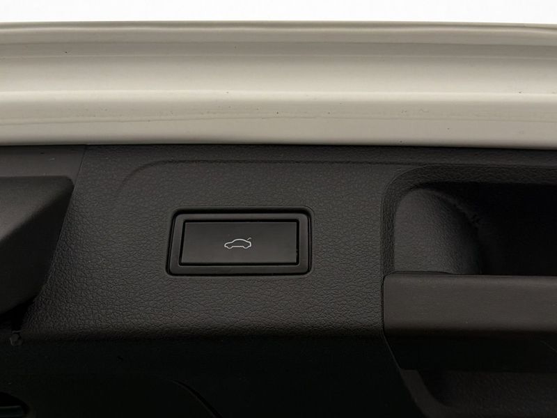 Volkswagen Passat bild 32