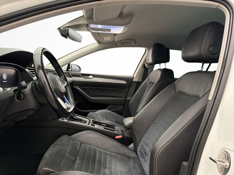 Volkswagen Passat bild 11