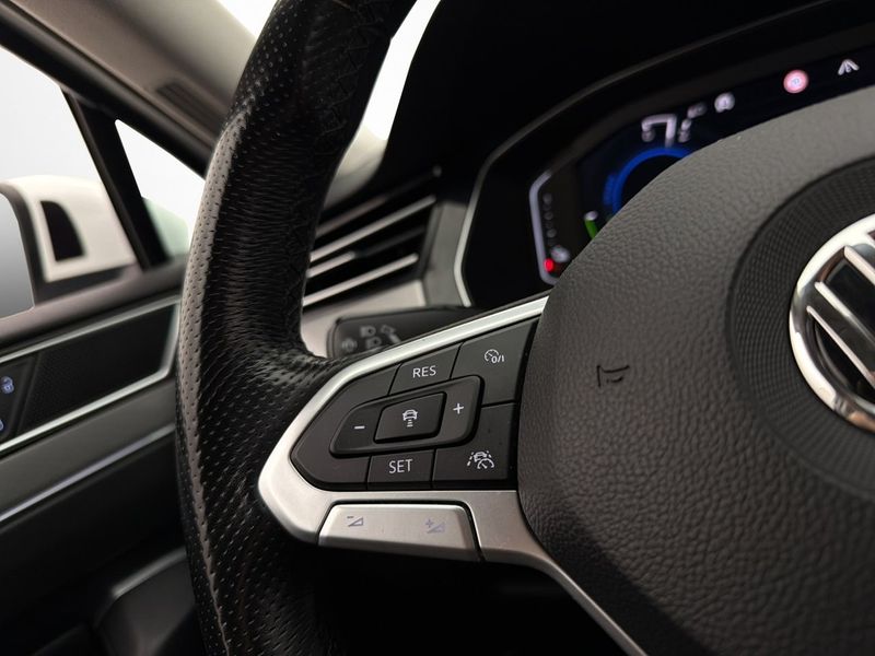 Volkswagen Passat bild 13