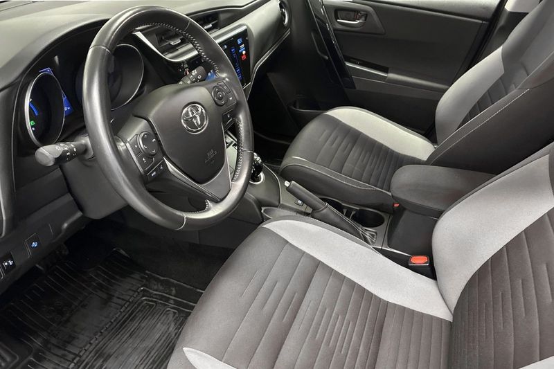 Toyota Auris bild 13