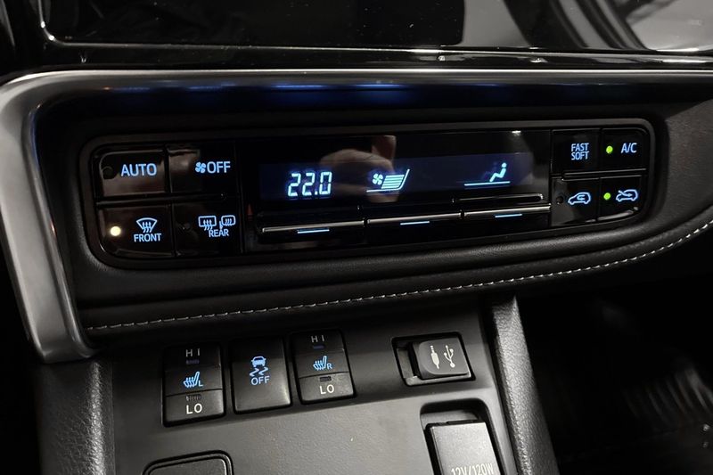 Toyota Auris bild 19