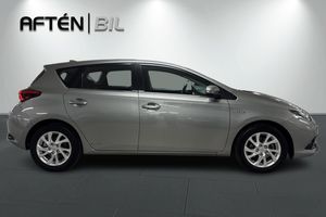 Toyota Auris bild 6