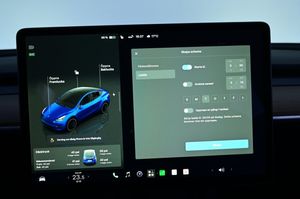 Tesla Model Y bild 16