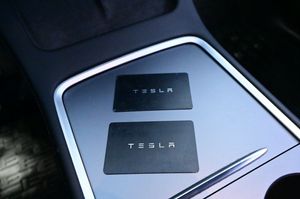 Tesla Model Y bild 23