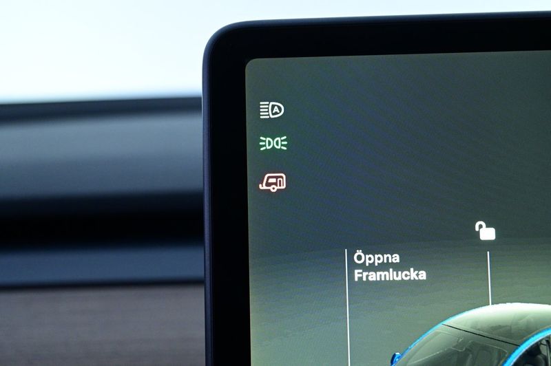 Tesla Model Y bild 21