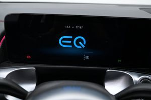 Mercedes EQB300 bild 9