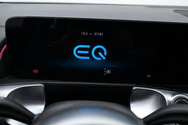 Mercedes EQB300 bild 9