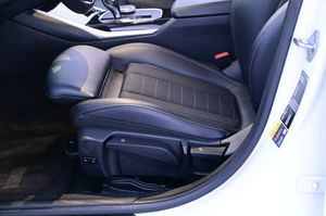 BMW 330 bild 11