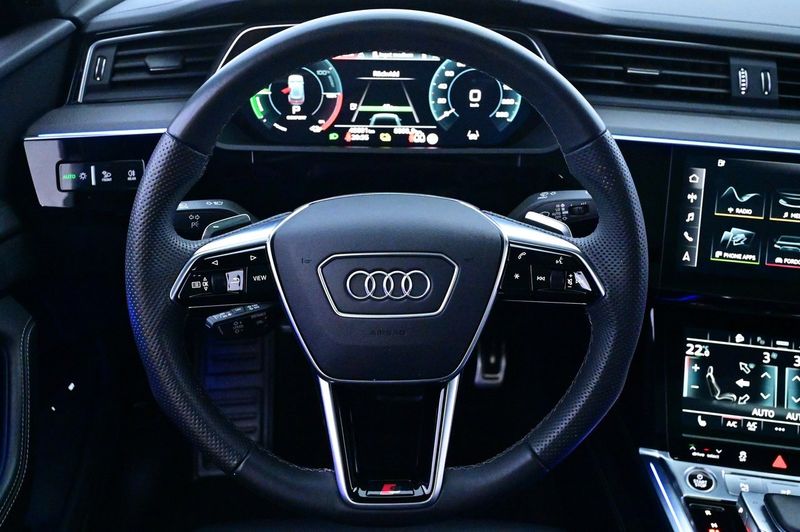 Audi Q8 e-tron bild 7