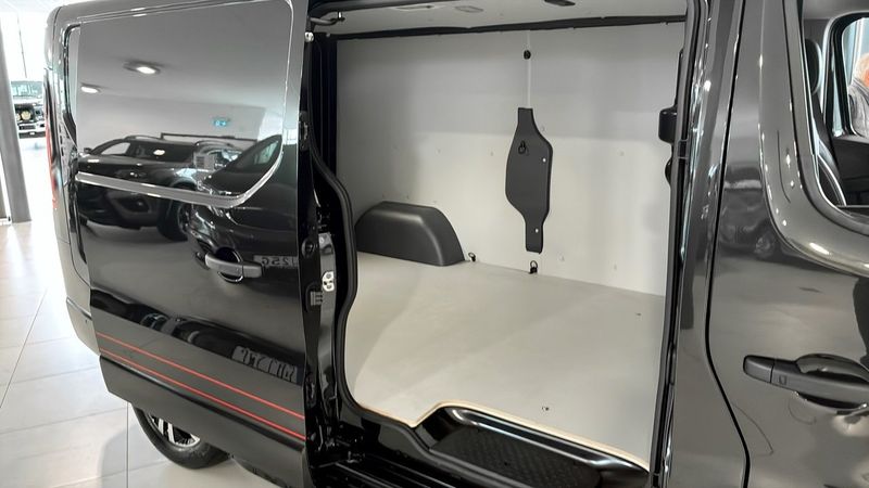 Renault Trafic bild 11