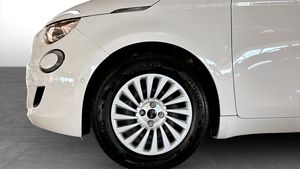 Fiat 500e bild 9