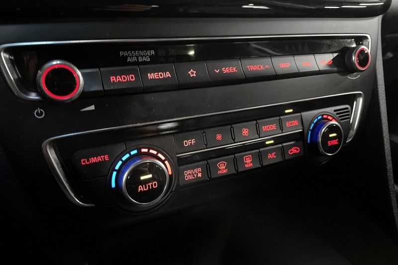 Kia Optima bild 19