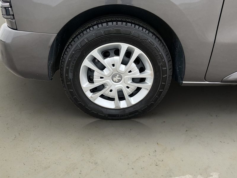 Peugeot e-Expert bild 31
