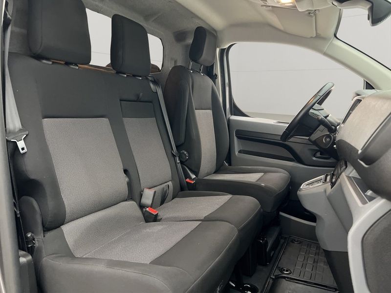 Peugeot e-Expert bild 26