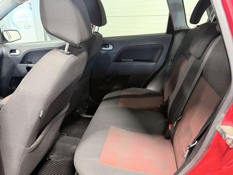 Ford Fiesta bild 7