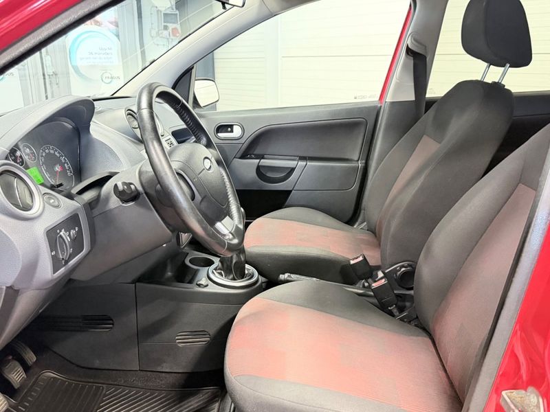 Ford Fiesta bild 5