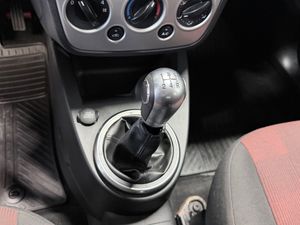 Ford Fiesta bild 8