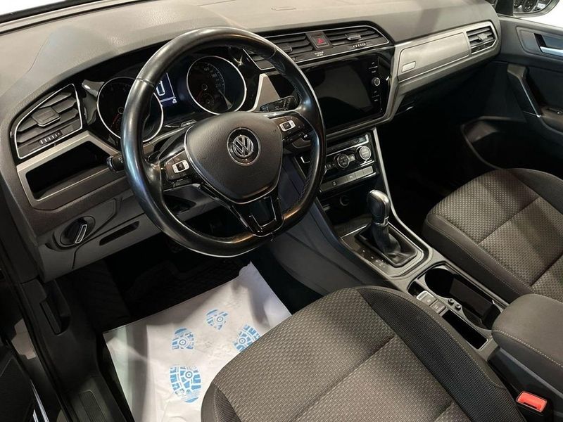 Volkswagen Touran bild 4