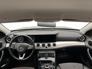 Mercedes E200 bild 14