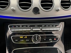Mercedes E200 bild 24