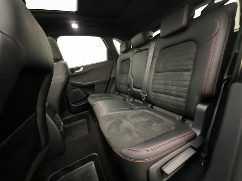 Ford Kuga bild 14