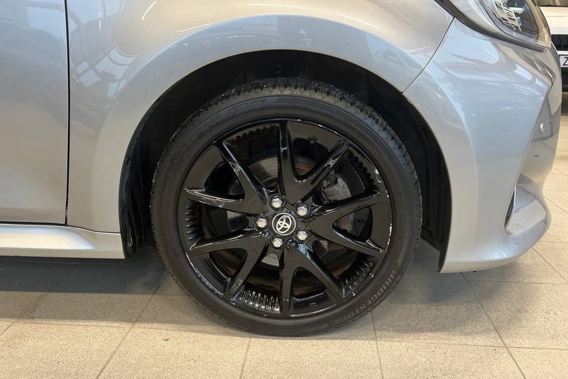 Toyota Yaris bild 16