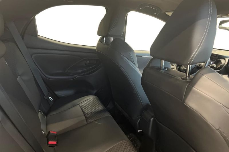 Toyota Yaris bild 12