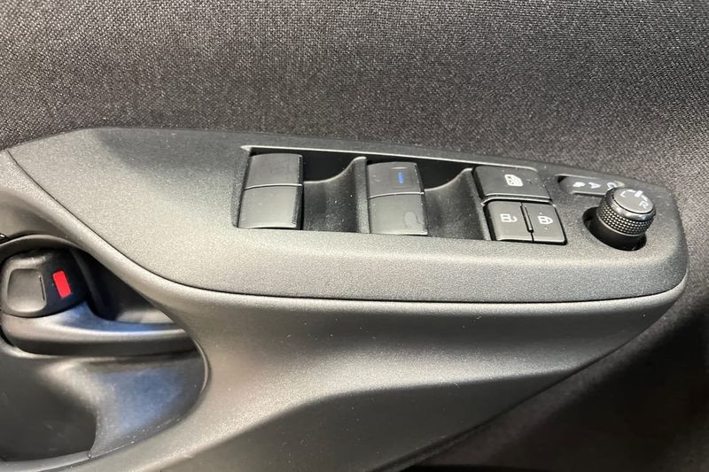 Toyota Yaris bild 22