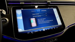 Mercedes E300 bild 18