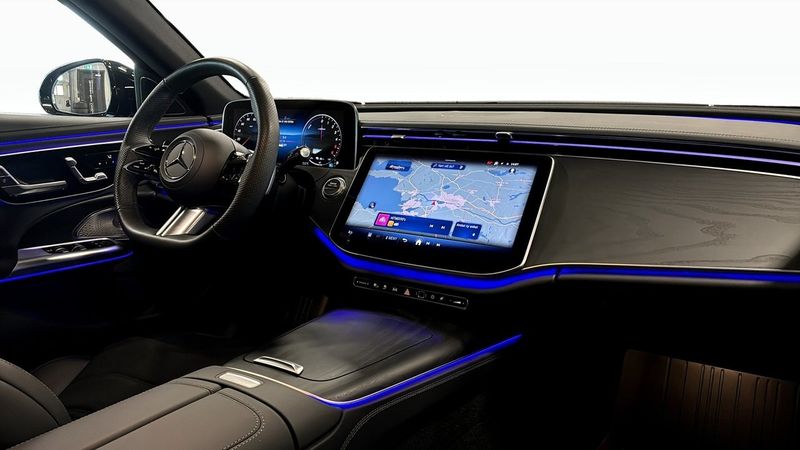 Mercedes E300 bild 3