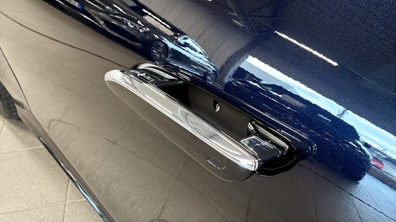 Mercedes E300 bild 13