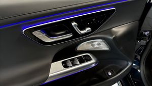 Mercedes E300 bild 11