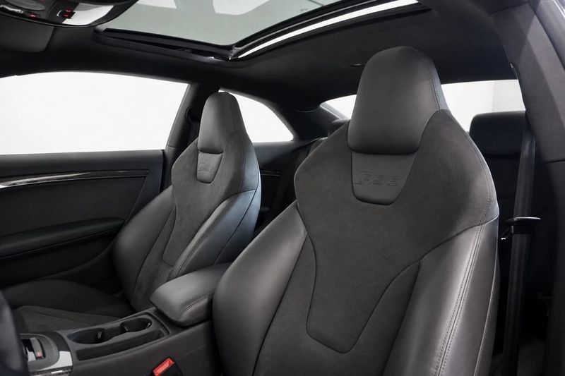 Audi RS5 bild 12