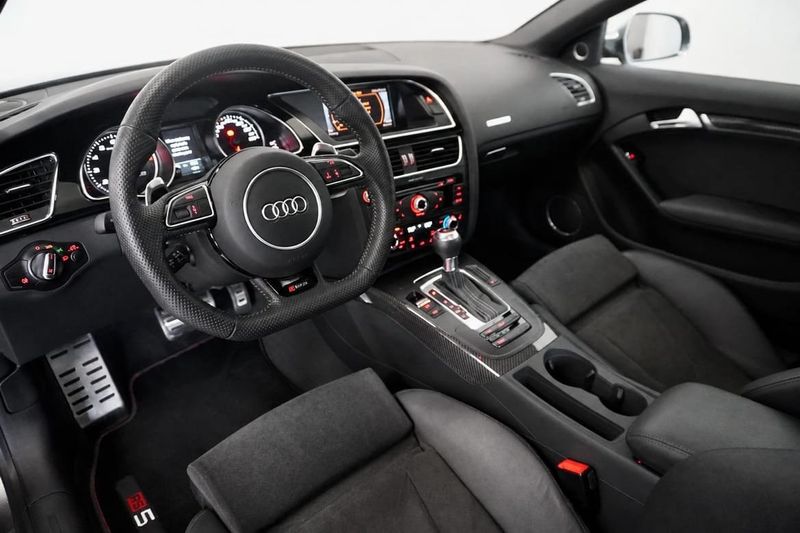 Audi RS5 bild 10