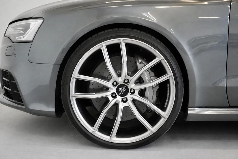 Audi RS5 bild 9