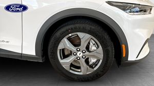 Ford Mustang Mach-E bild 9