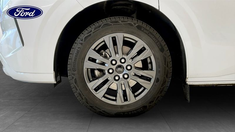 Ford Tourneo Custom bild 9