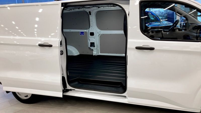 Ford Custom bild 5