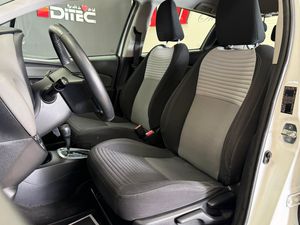 Toyota Yaris bild 12