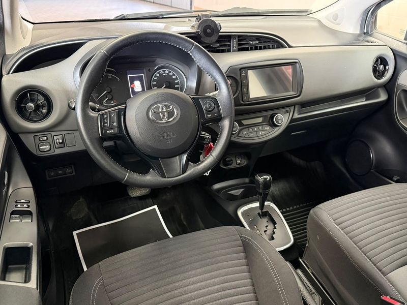 Toyota Yaris bild 13