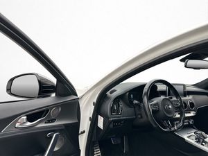 Kia Stinger bild 11