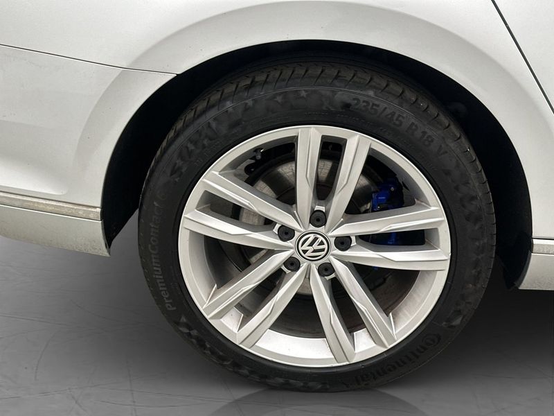 Volkswagen Passat bild 32