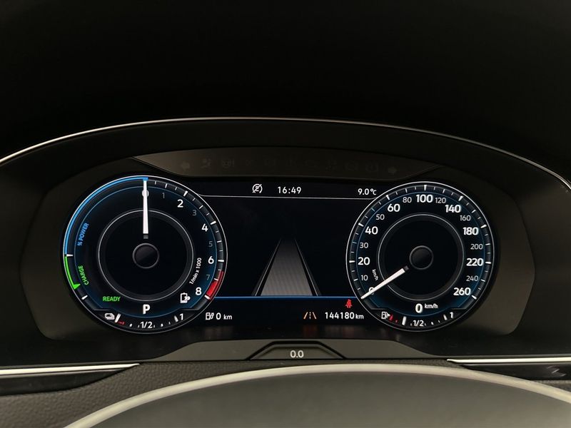 Volkswagen Passat bild 26