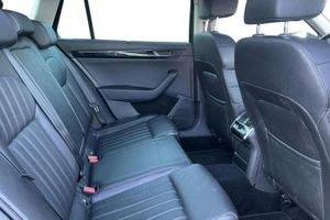 Skoda Superb bild 8
