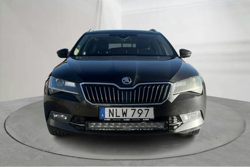 Skoda Superb bild 4