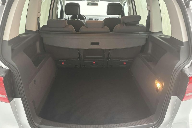 Volkswagen Touran bild 9