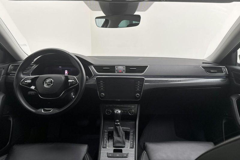Skoda Superb bild 6