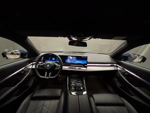 BMW 530 bild 18